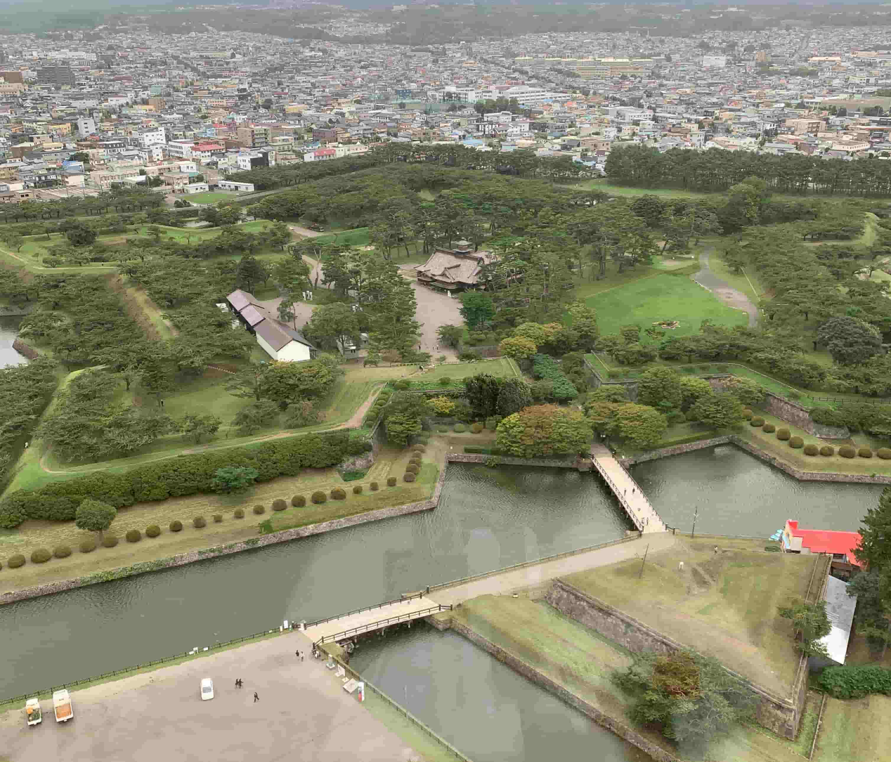 函館市 / 五稜郭タワー / タワーから見る五稜郭公園