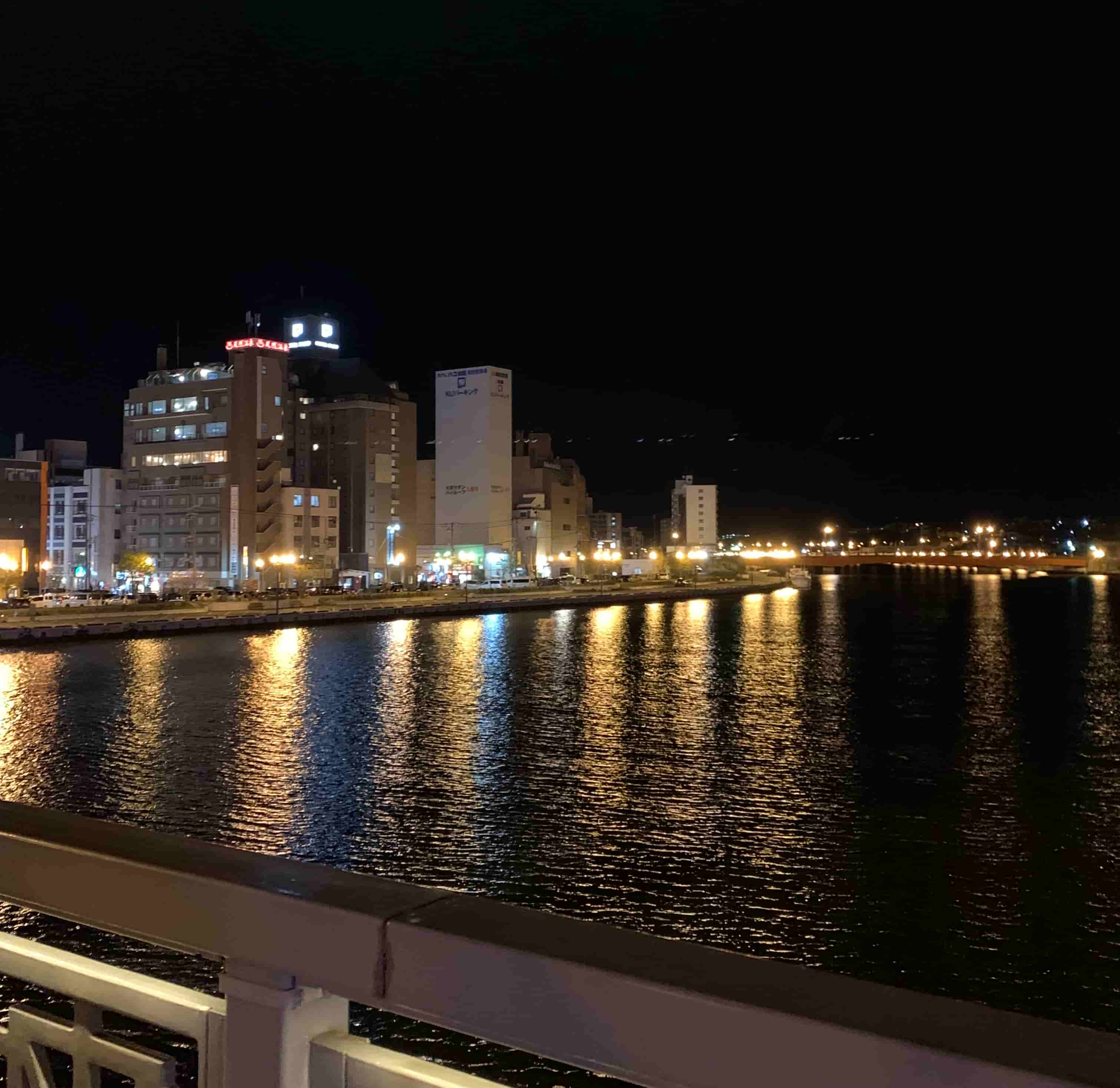 幣舞橋からの夜景